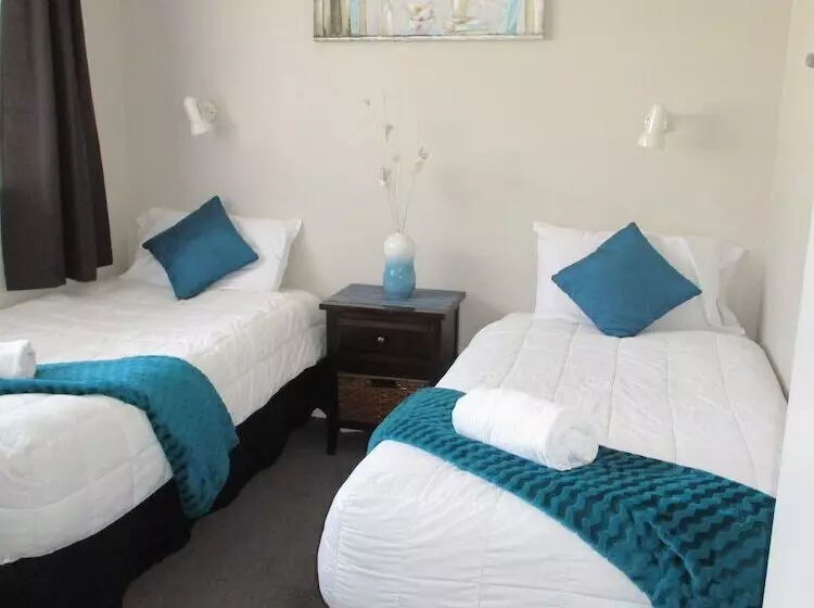 High Street Living Motel