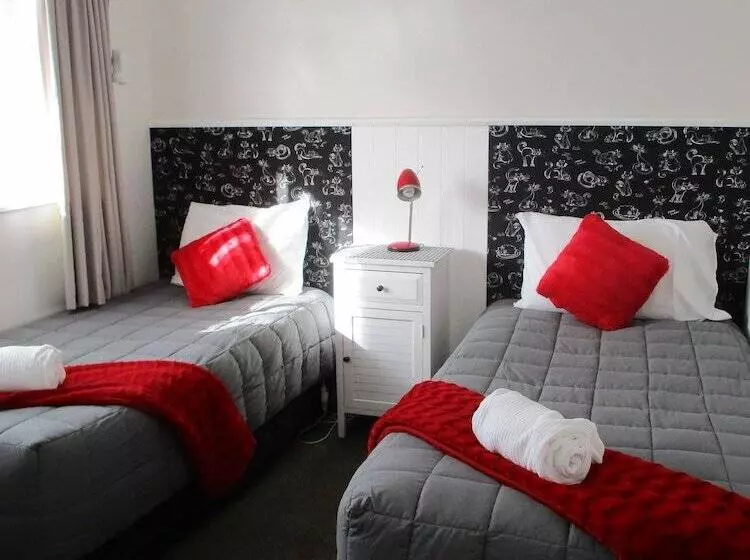 High Street Living Motel