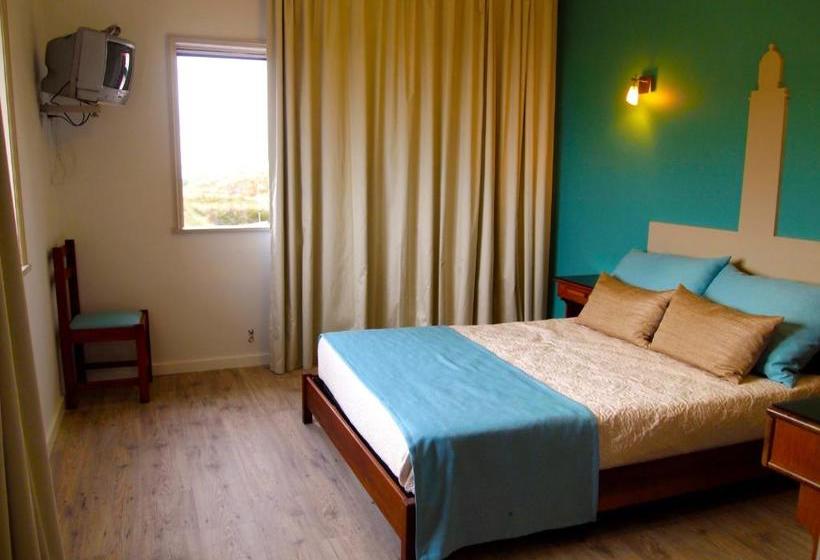 هتل Areias Claras