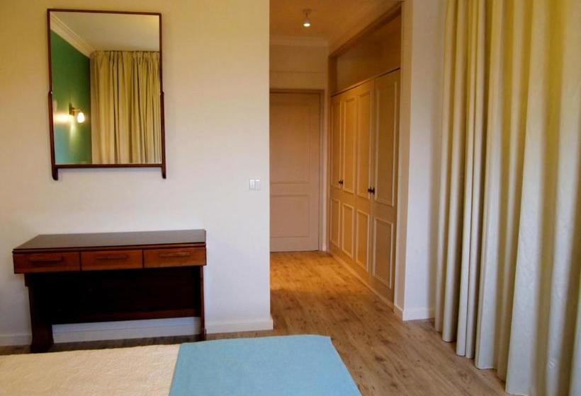 هتل Areias Claras