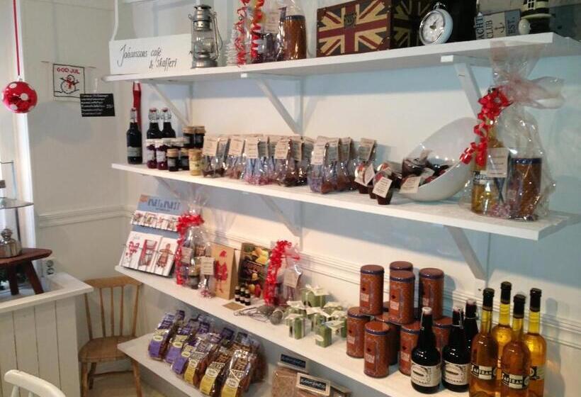 Johanssons Gårdshotell I Roslagen