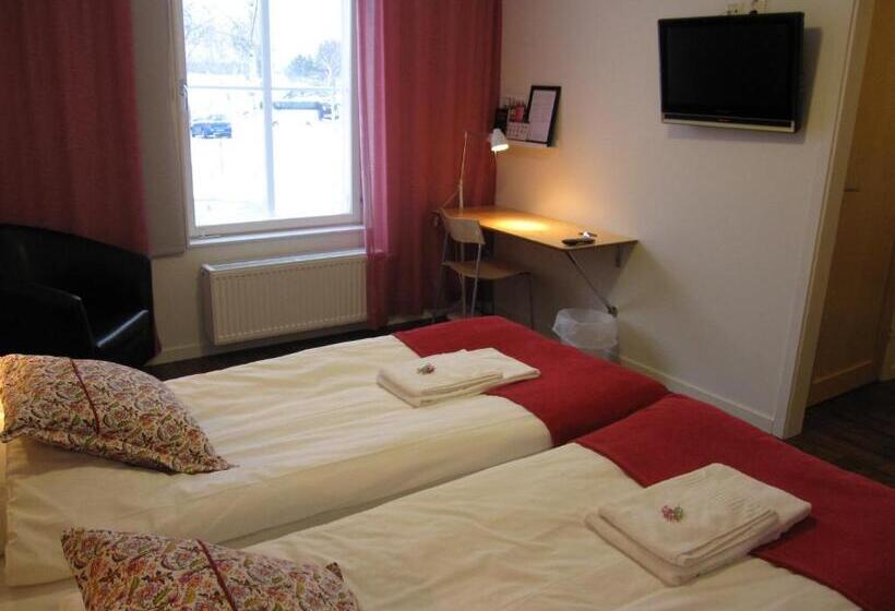 בית מלון כפרי L Ramudden