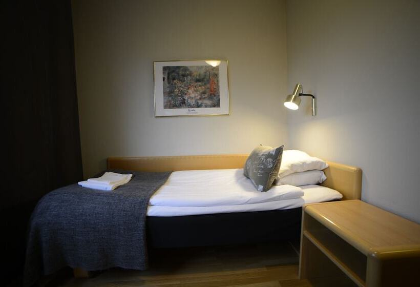 فندق örserumsbrunn Gestgifveri & Konferens