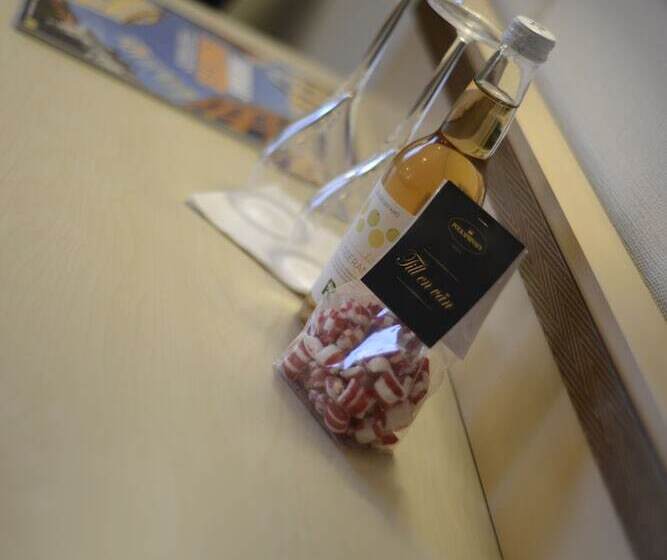 فندق örserumsbrunn Gestgifveri & Konferens