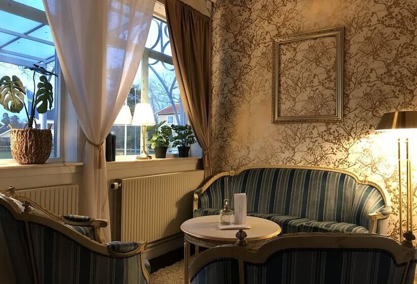 فندق örserumsbrunn Gestgifveri & Konferens