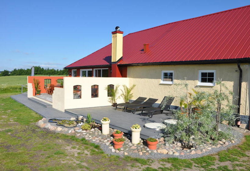 Hylteberga Gård Bed & Breakfast