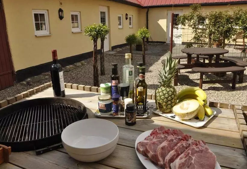 Hylteberga Gård Bed & Breakfast