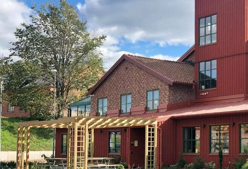 Kvibergs Vandrarhem   Hostel