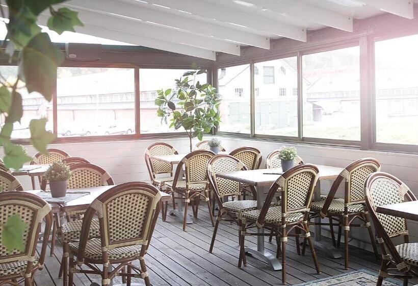 Kvibergs Vandrarhem Hostel