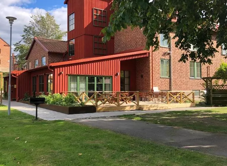 Kvibergs Vandrarhem   Hostel