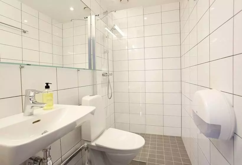 Kvibergs Vandrarhem   Hostel