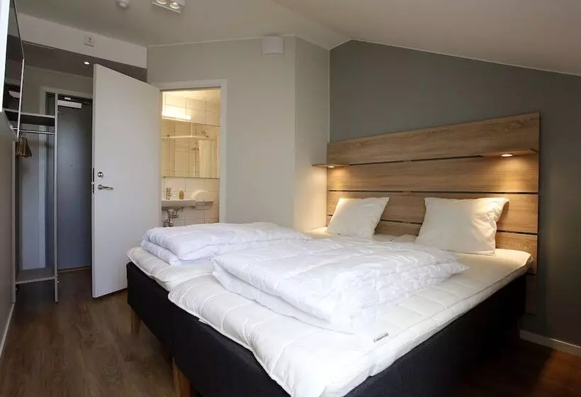 Kvibergs Vandrarhem   Hostel