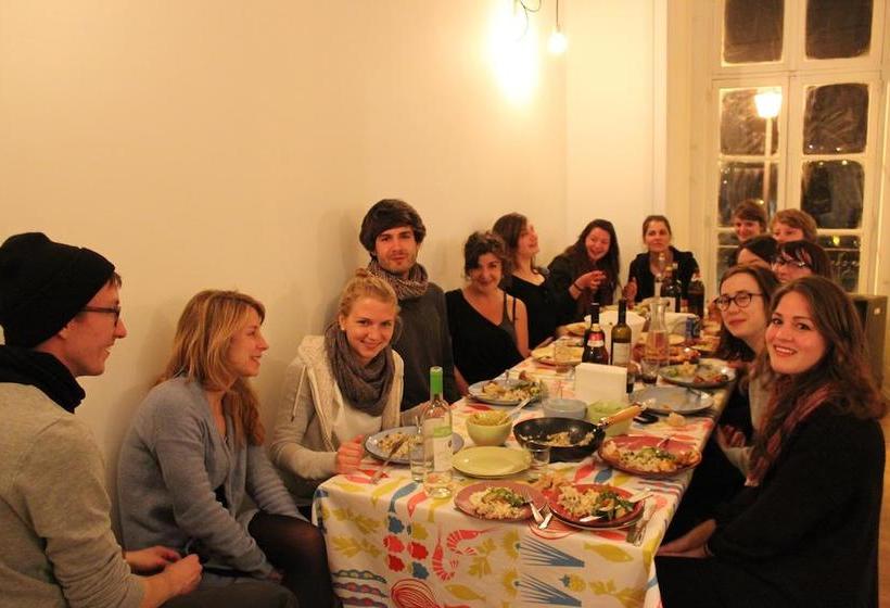 Lookout Lisbon Hostel