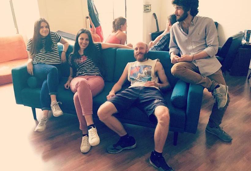 Lookout Lisbon Hostel