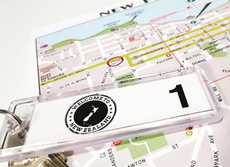 Мотель 299 On Devon West