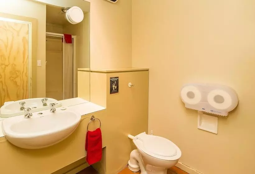 Tahuna Pod Hostel
