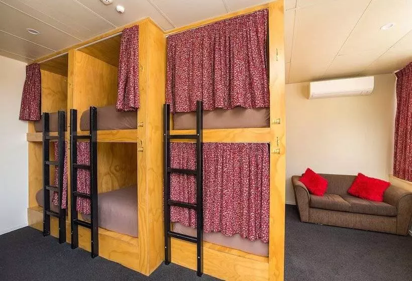 Tahuna Pod Hostel