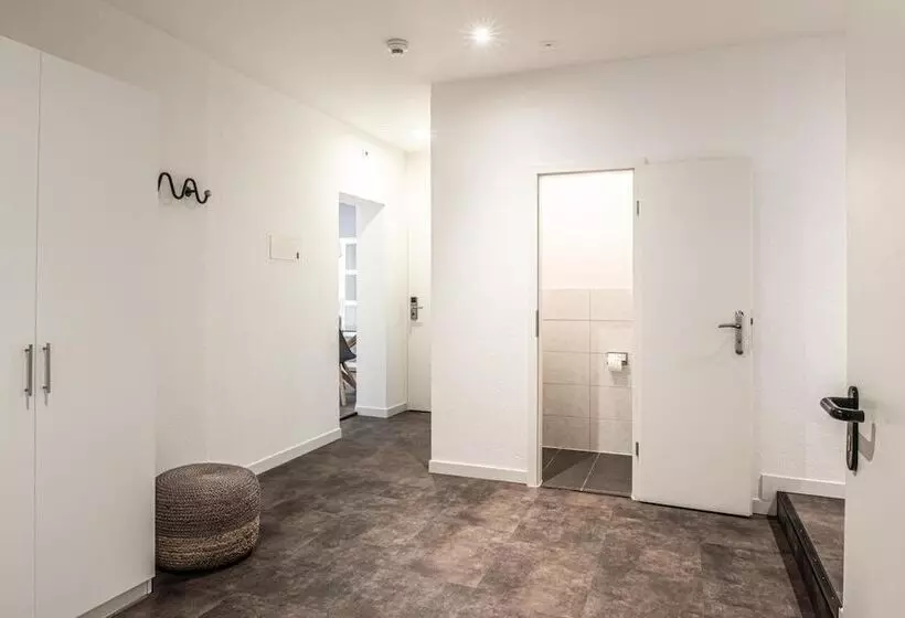 Apart Hotel Amadeo