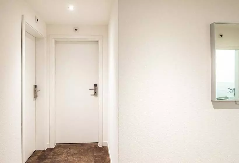 Apart Hotel Amadeo