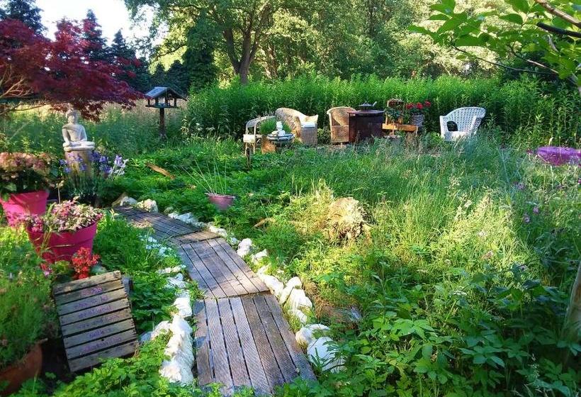 تختخواب و صبحانه Regina Vught