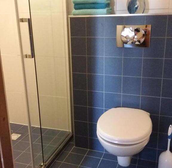 تختخواب و صبحانه Regina Vught