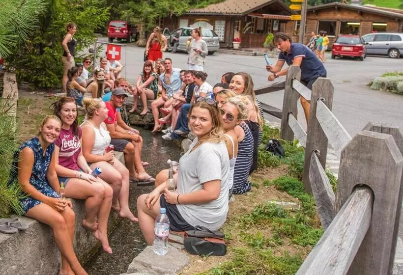 هاستل Schutzenbach Backpackers For Adults 18 35