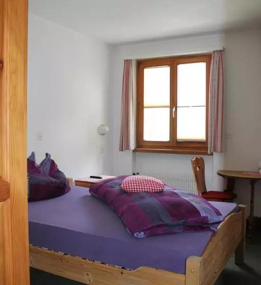 Hotelli Albergo Foppoli