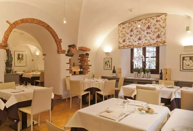 Hotelli Albergo Ristorante La Palma