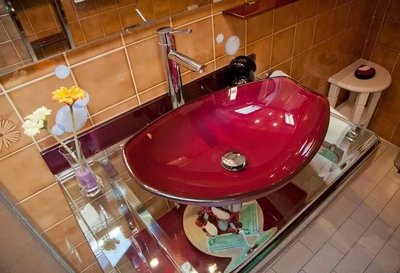 Hotelli Albergo Ristorante La Palma