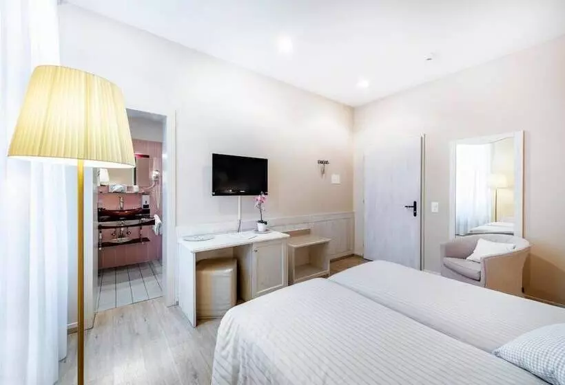 Hotelli Albergo Ristorante La Palma