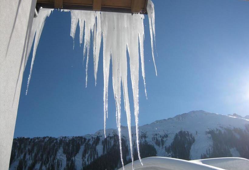 Hotel Arch San Martin