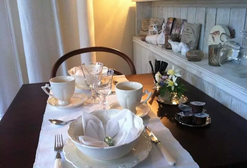 Hotelli Bed And Breakfast Gantrisch Cottage Ferienzimmer