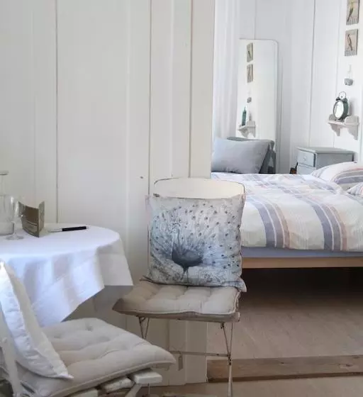 Hotelli Bed And Breakfast Gantrisch Cottage Ferienzimmer