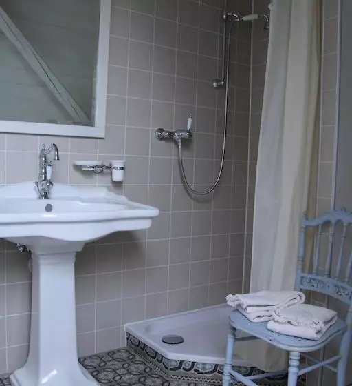 Hotelli Bed And Breakfast Gantrisch Cottage Ferienzimmer