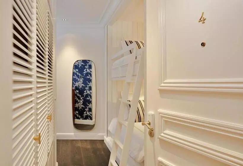 Hotelli De Lindenhoeve Boutique