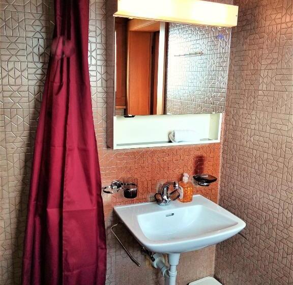 فندق Heidi Guesthouse Amden Sternen