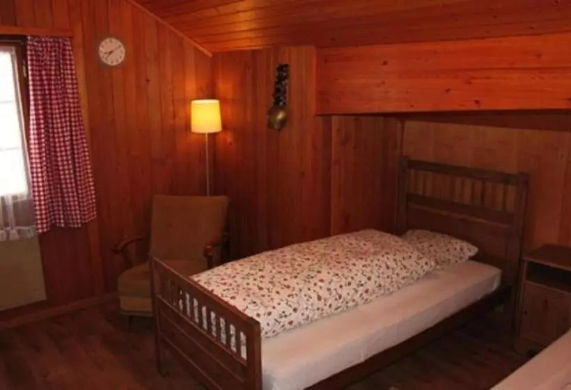هتل Heidi Guesthouse Amden Sternen