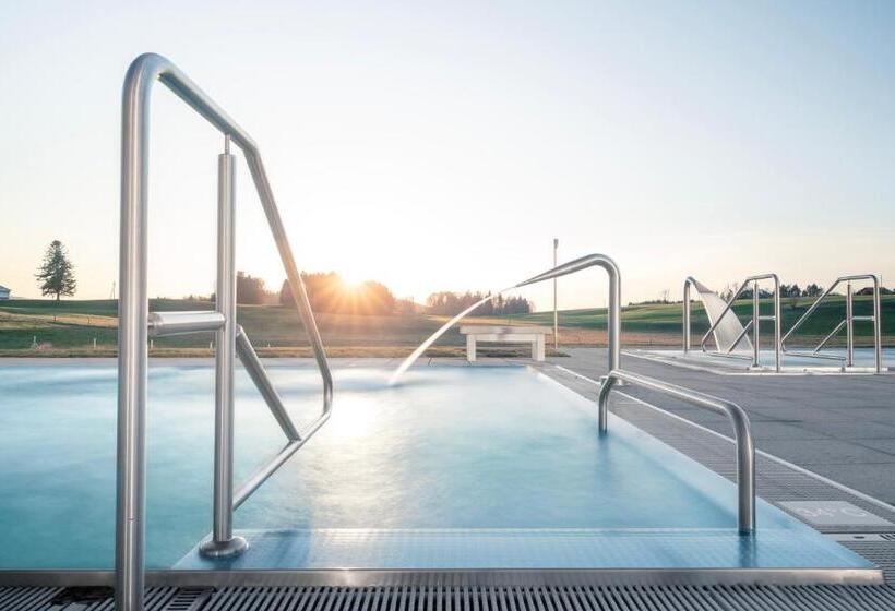 فندق Jura Sport & Spa Resort