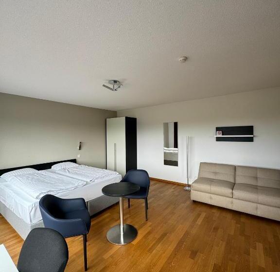 فندق Jura Sport & Spa Resort