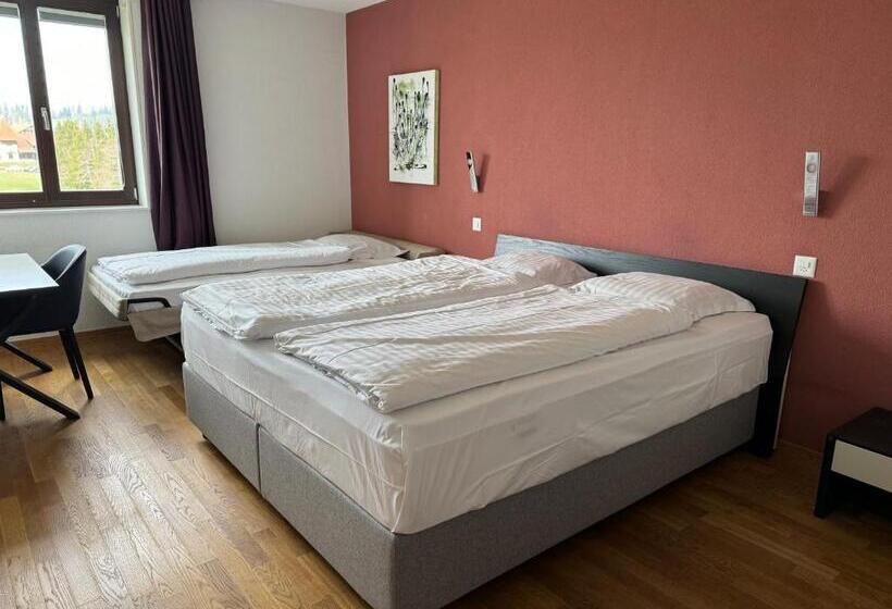 فندق Jura Sport & Spa Resort