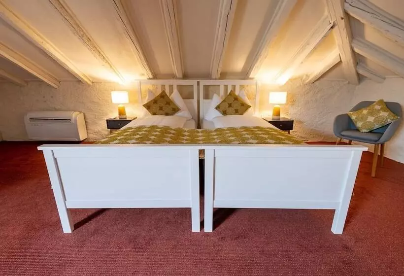 Hotel L Ermitage