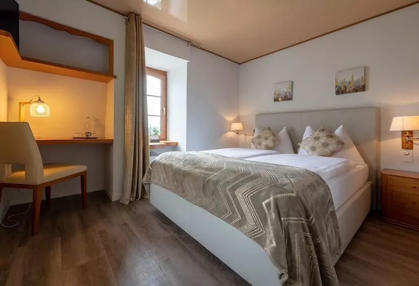 Hotel L Ermitage