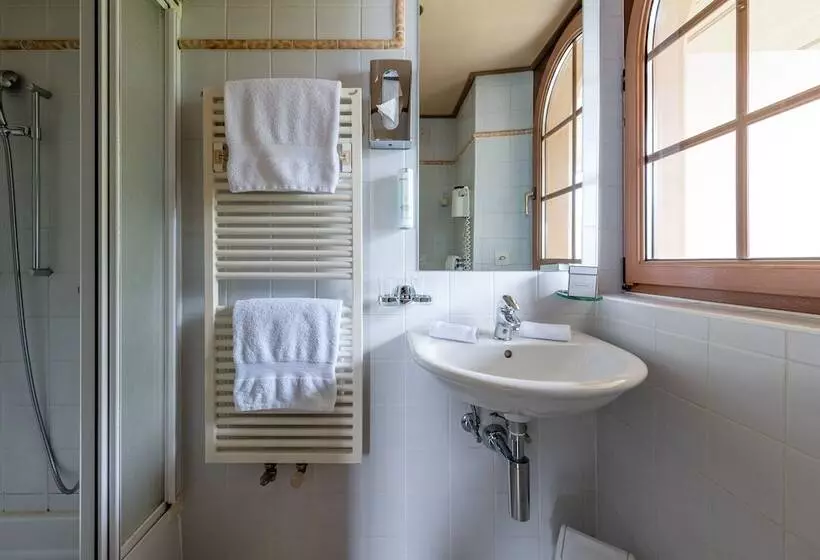 Hotel L Ermitage