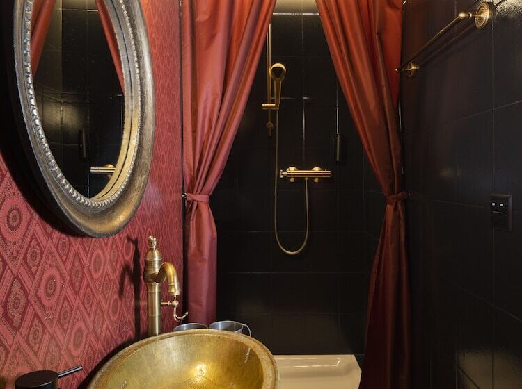 ホテル Peanut Medieval Lodge