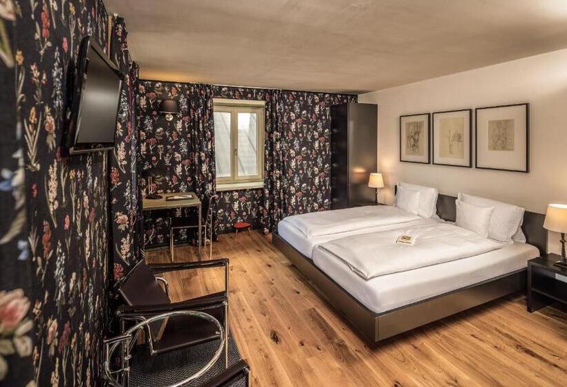 ホテル Pensiun Aldier