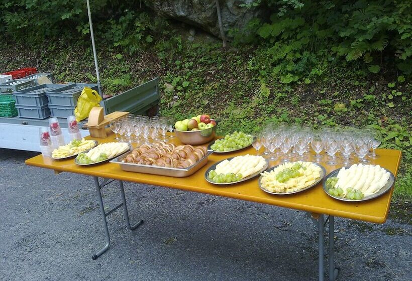 בית מלון כפרי Restaurant Alpina