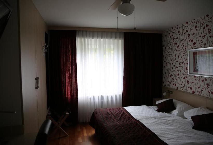 בית מלון כפרי Schlüssel Binningen