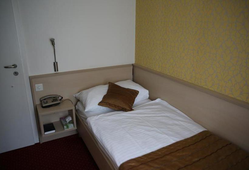 בית מלון כפרי Schlüssel Binningen