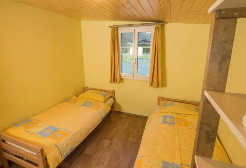 هاستل Schutzenbach Backpackers For Adults 18 35