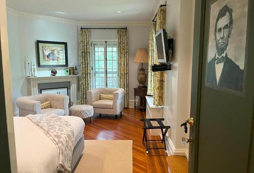 مبيت وإفطار Rushmore Estate